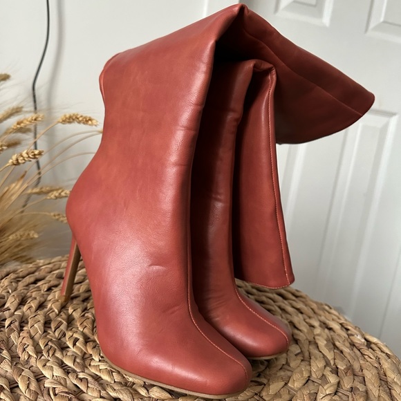 Journee Collection Women's Tru Comfort Foam Glenda Boot - Picture 2 of 6